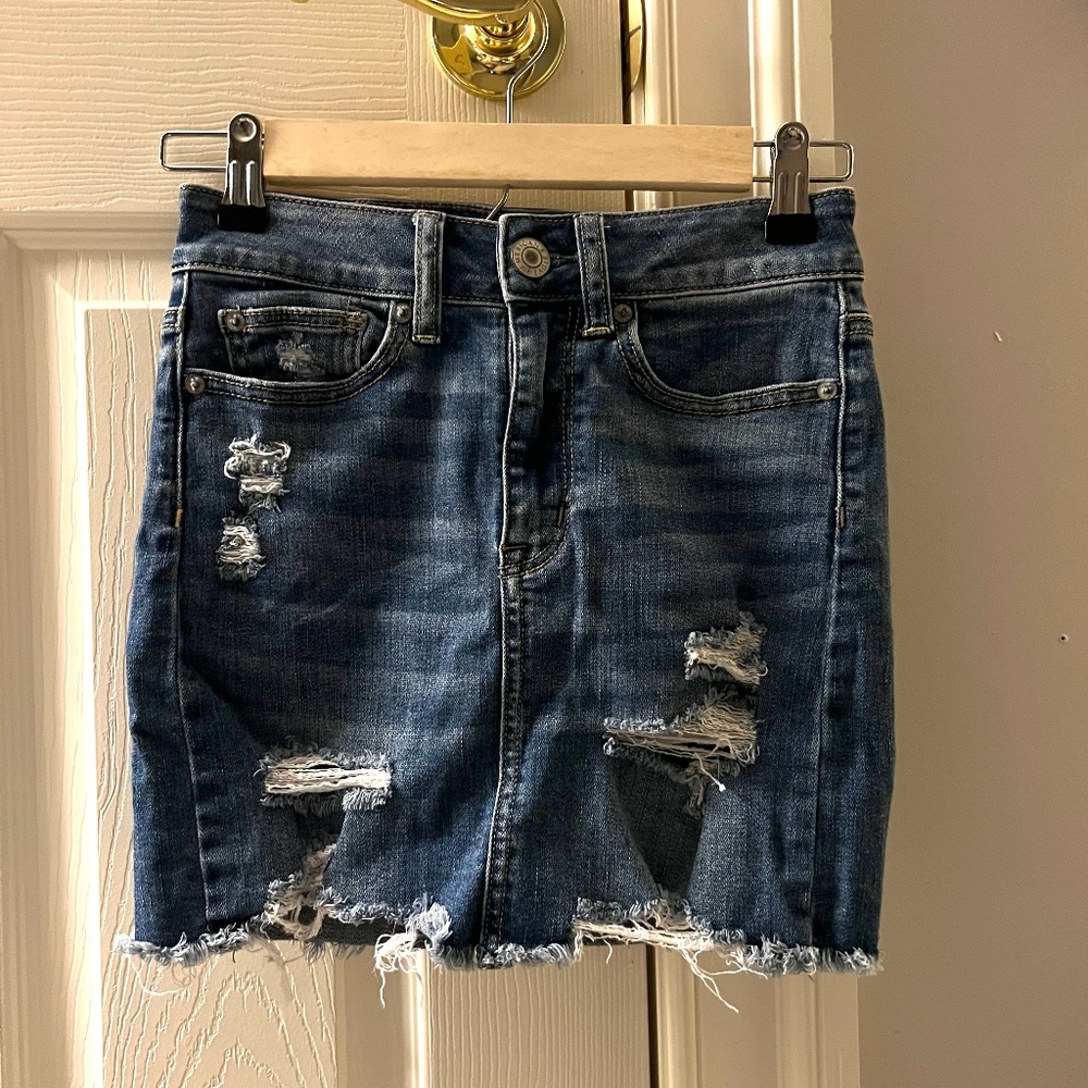 American eagle jean skirt, size 00
